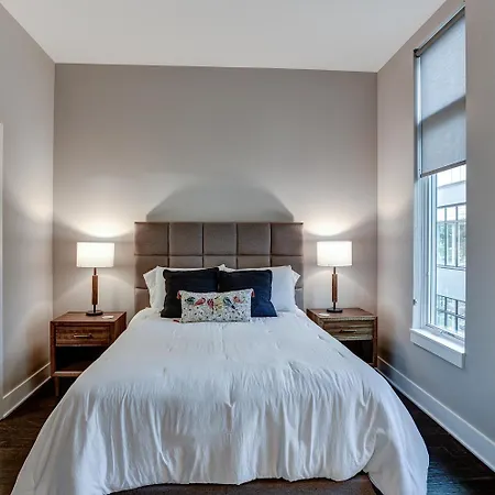 5 Bauhaus Townhome